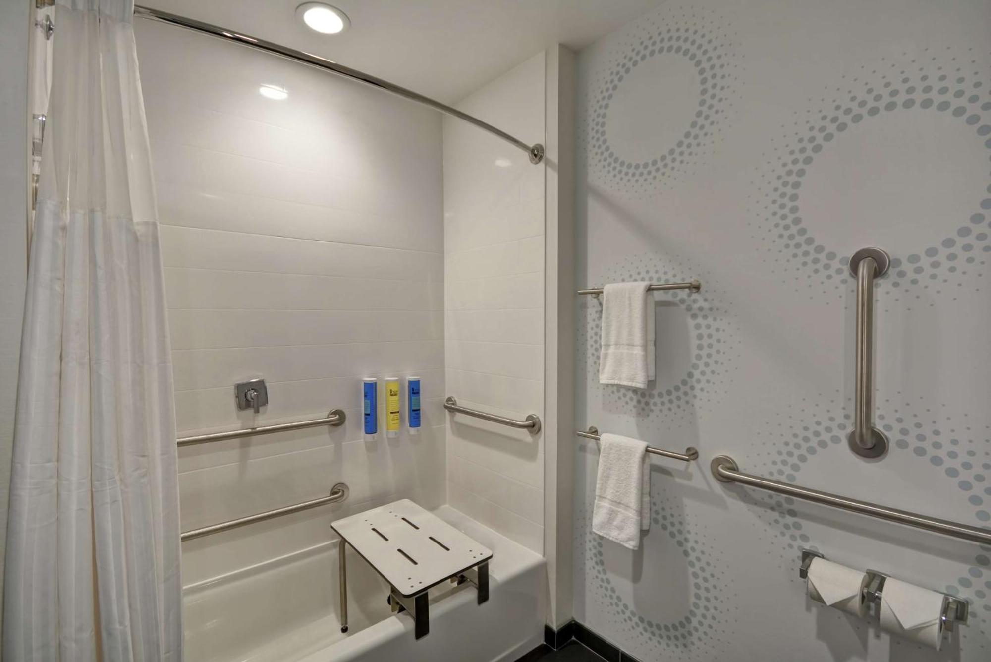 Tru By Hilton Huber Heights Dayton Otel Dış mekan fotoğraf