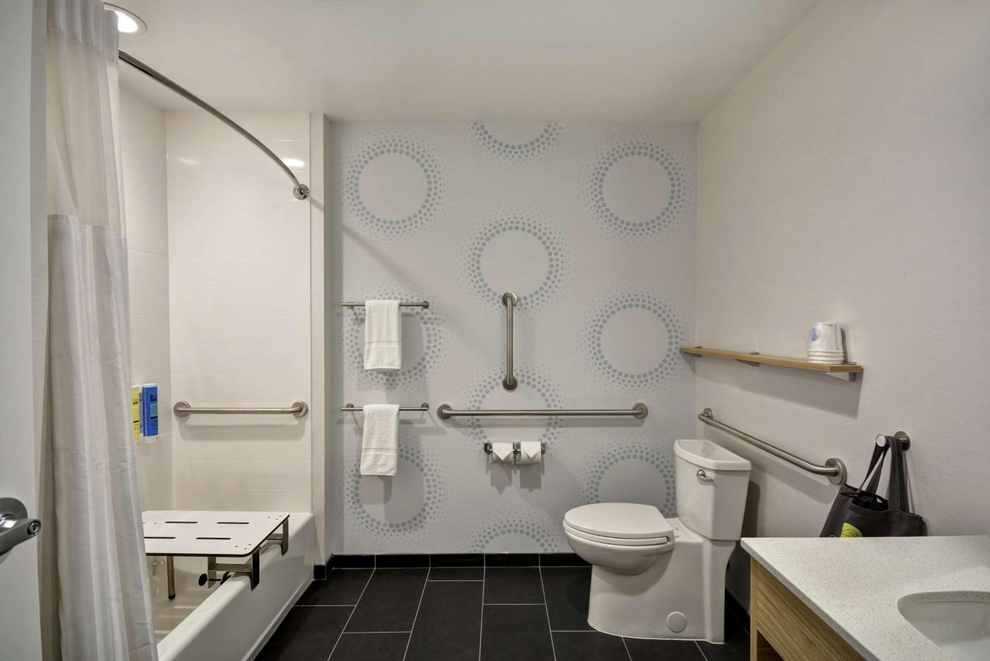 Tru By Hilton Huber Heights Dayton Otel Dış mekan fotoğraf